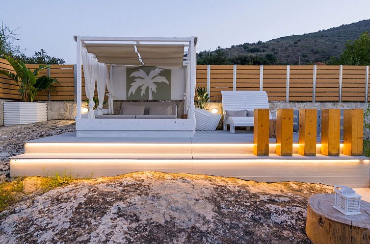 Vakantiehuis Villa White Harmony 6km vom Strand entfernt mit