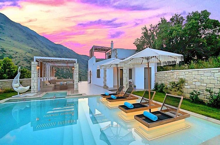 Vakantiehuis "Blue Lake Villa"