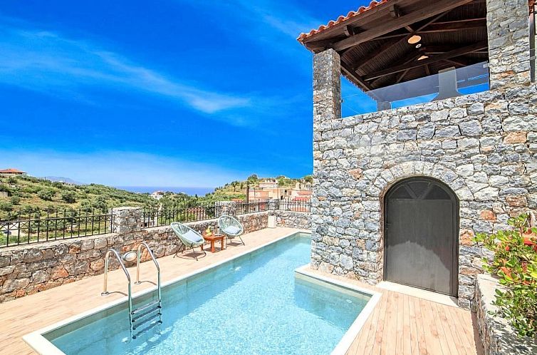 Vakantiehuis "Acrothea Villa Beheizter Pool"