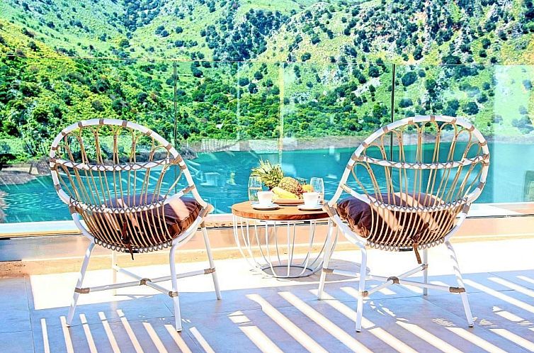 Vakantiehuis "Blue Lake Villa"