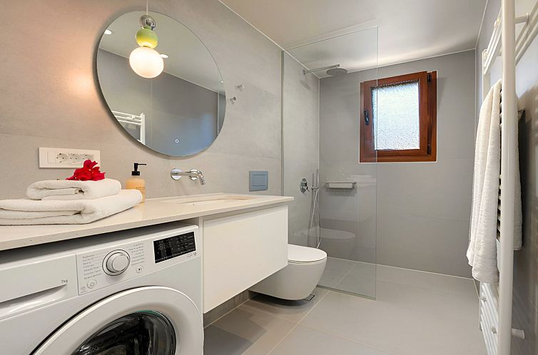 Vakantiehuis "Vegghera Villa" mit Bergblick