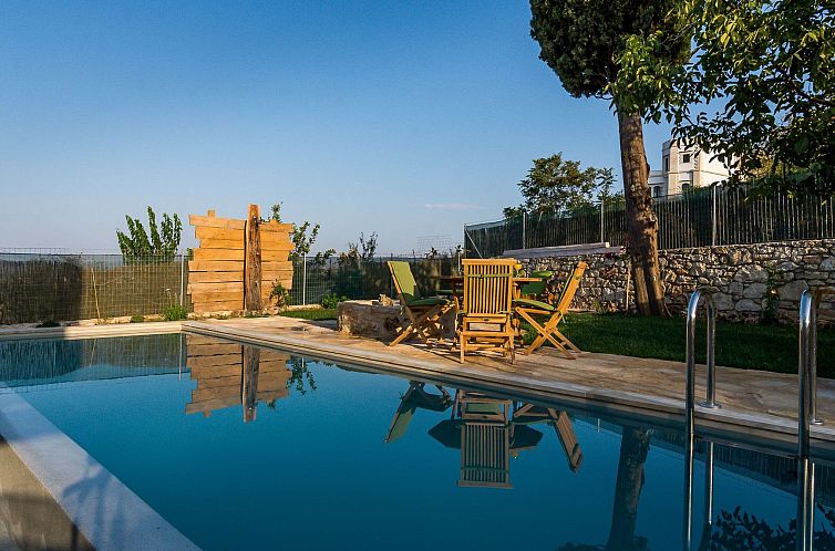 Vakantiehuis Traditionelle Villa, privater Pool, 5km zum Str