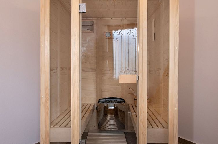 Vakantiehuis Geroulios Kastro Villa II"Free"Beheizter Pool, 