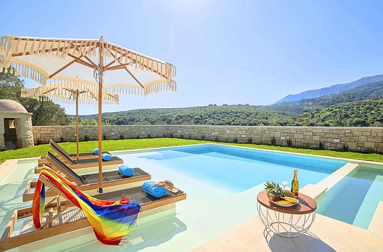 Vakantiehuis Blue Lake Villa Beheizter Pool