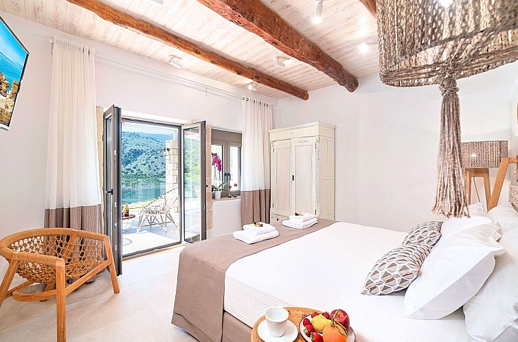 Vakantiehuis Blue Lake Villa Beheizter Pool
