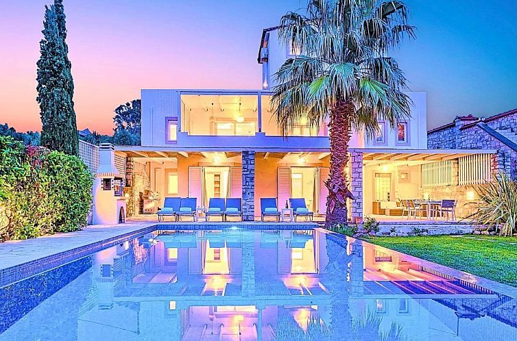 Vakantiehuis Cretan Mansion mit beheiztem Pool