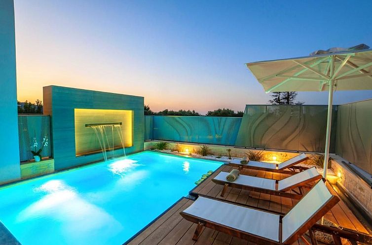 Vakantiehuis in Kavallos mit Grill, Terrasse und Garten