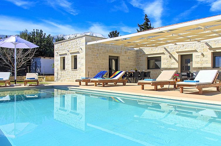 Vakantiehuis Orientem Villa Beheizter Pool