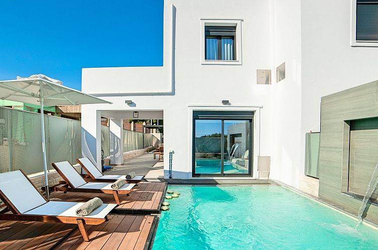 Vakantiehuis Perla Nera Villa mit privatem beheiztem Pool