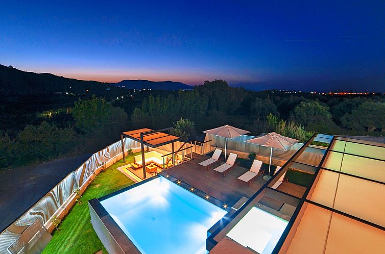 Vakantiehuis Perla Nera Villa mit privatem beheiztem Pool