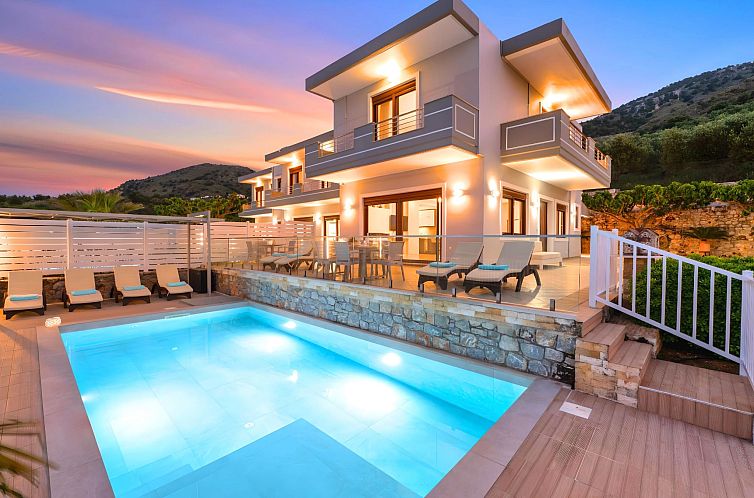 Vakantiehuis Sunlight Villa Beheizter Pool