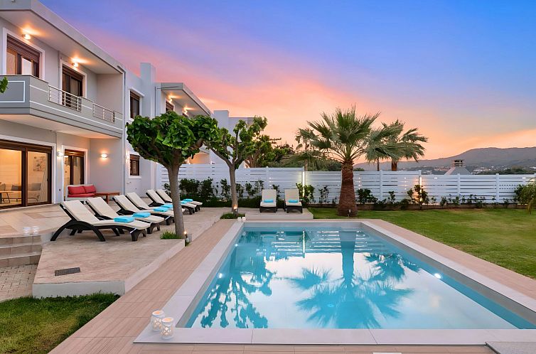 Vakantiehuis Sunlight Villa mit beheiztem Pool