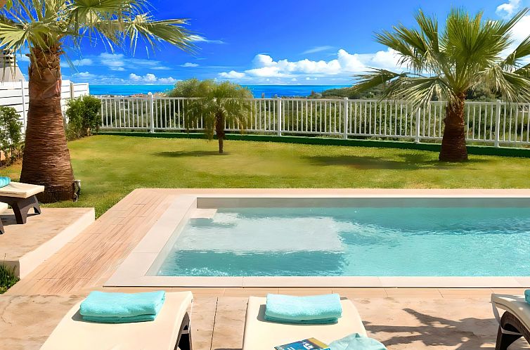 Vakantiehuis Sunlight Villa mit beheiztem Pool