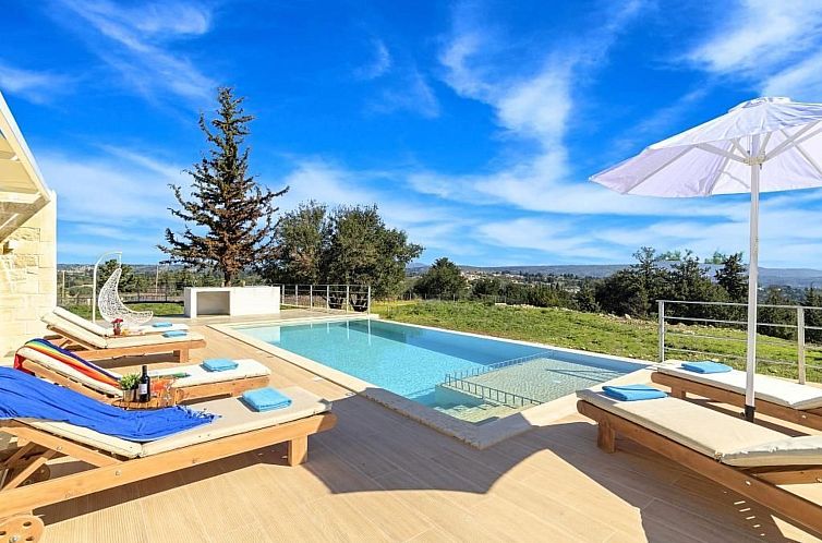 Vakantiehuis "Orientem Villa" mit beheiztem Pool