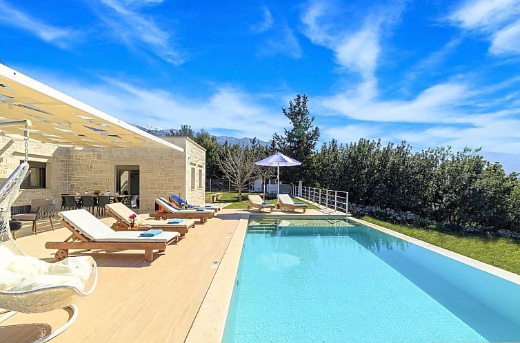 Vakantiehuis "Orientem Villa" mit beheiztem Pool