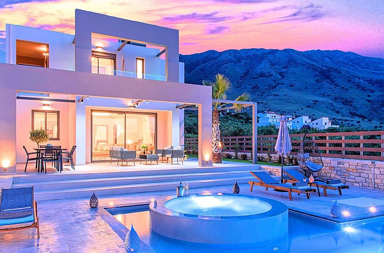 Vakantiehuis "Minaos8" mit privatem Pool