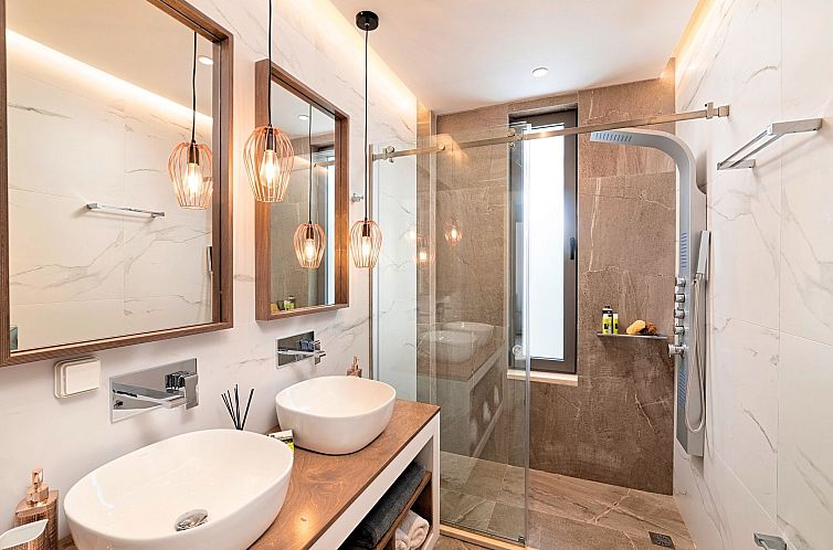 Vakantiehuis "Minaos8" mit privatem Pool