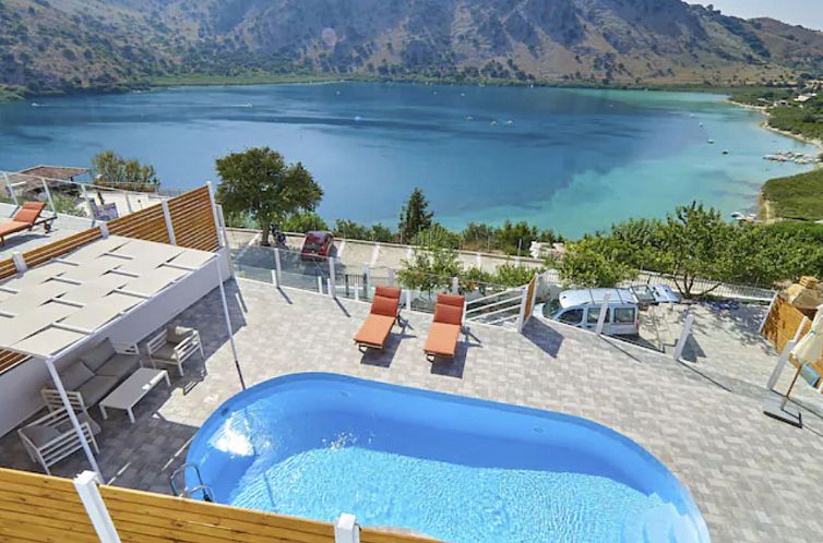 Vakantiehuis Wunderschöne Villa am Kournas-See★Großer pr