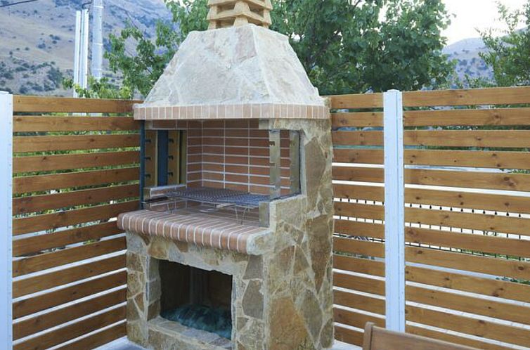 Vakantiehuis Wunderschöne Villa am Kournas-See★Großer pr