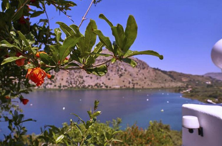 Vakantiehuis Wunderschöne Villa am Kournas-See★Großer pr