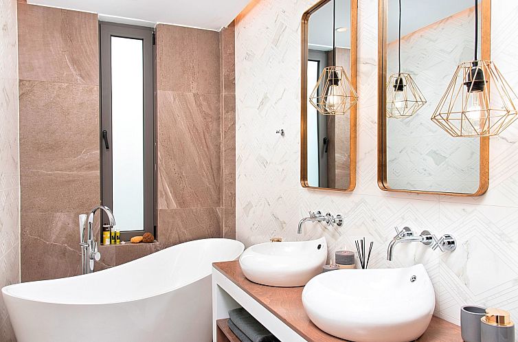Vakantiehuis Ferienvilla "Minoas Maxima" mit Whirlpool
