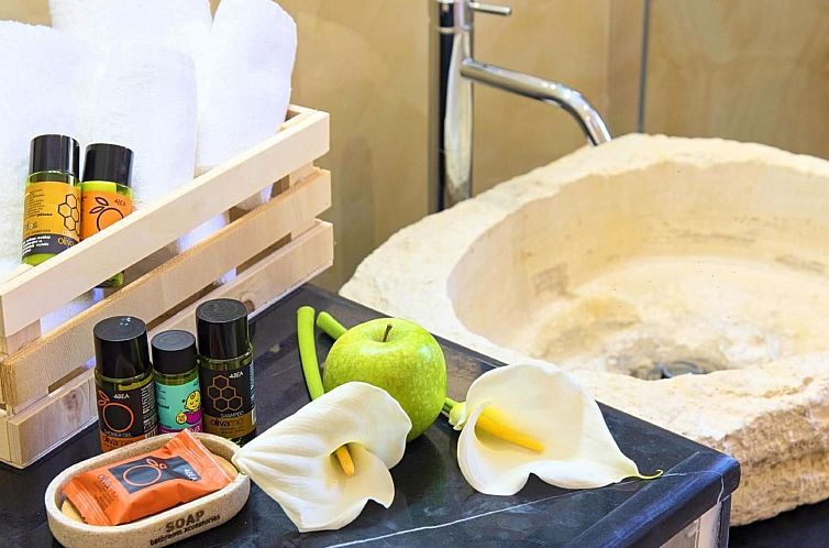 Vakantiehuis Villa Vardis mit beheiztem Pool