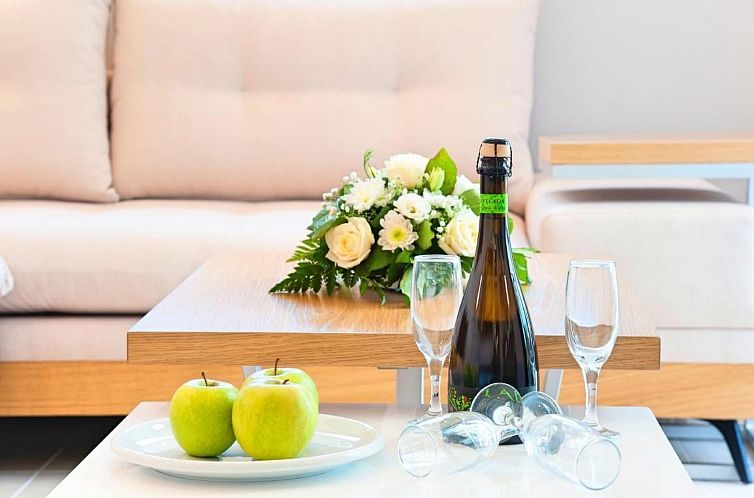 Vakantiehuis Ferienvilla "Perla Bianca" mit beheiztem Pool
