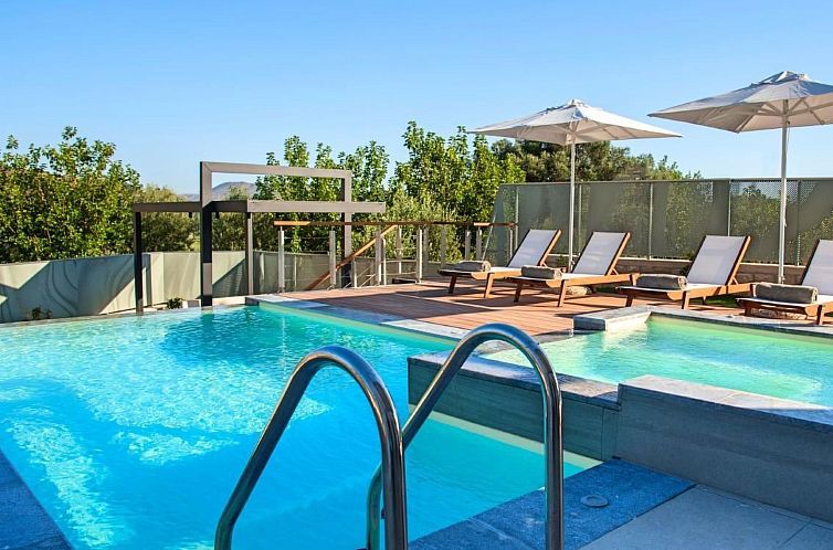 Vakantiehuis Ferienvilla "Perla Bianca" mit beheiztem Pool