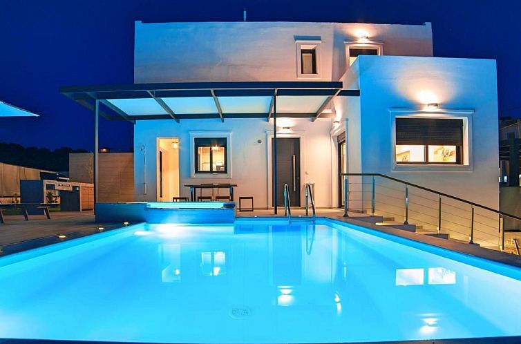 Vakantiehuis Ferienvilla "Perla Bianca" mit beheiztem Pool