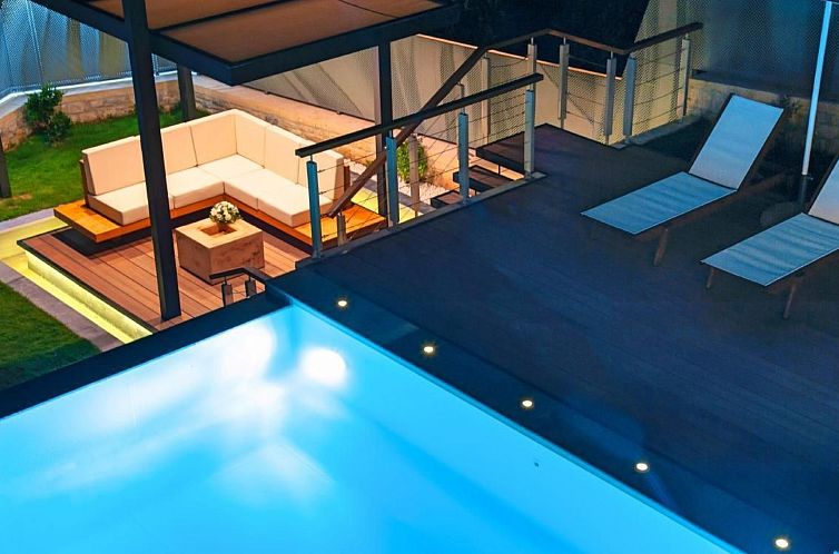 Vakantiehuis Ferienvilla "Perla Bianca" mit beheiztem Pool