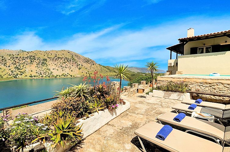 Vakantiehuis in Kavallos mit großer Terrasse