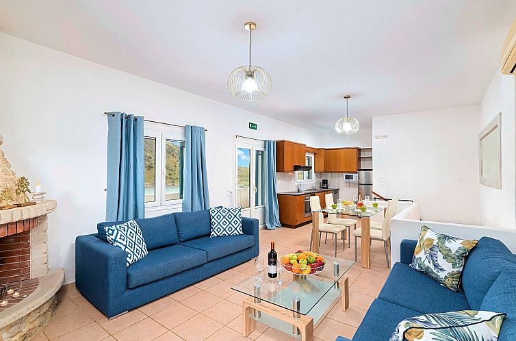 Vakantiehuis in Kavallos mit großer Terrasse