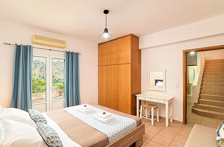 Vakantiehuis in Kavallos mit großer Terrasse