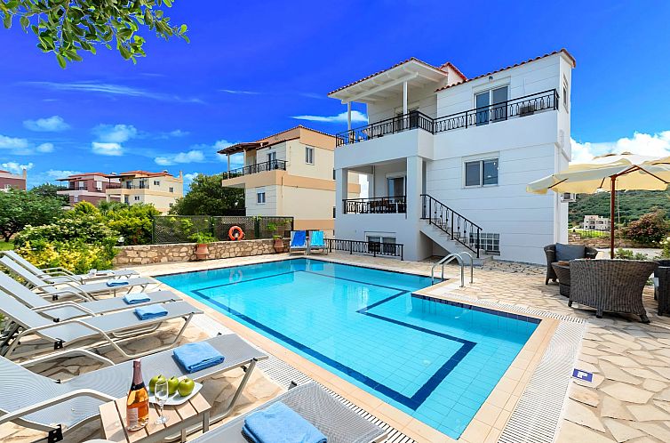 Vakantiehuis Nettes Ferienhaus in Georgioupoli mit Garten, G