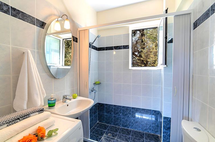Vakantiehuis Nettes Ferienhaus in Georgioupoli mit Garten, G