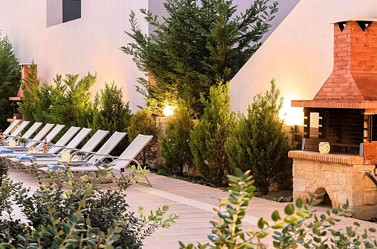 Vakantiehuis in Kournas mit Privatem Pool