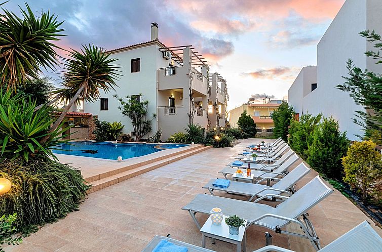 Vakantiehuis in Kournas mit Privatem Pool