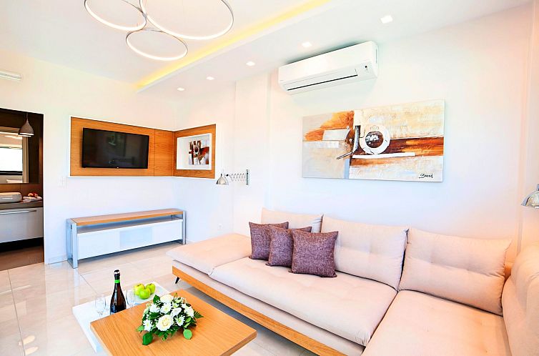 Vakantiehuis Haus in Kavallos mit privatem Pool und Panorama