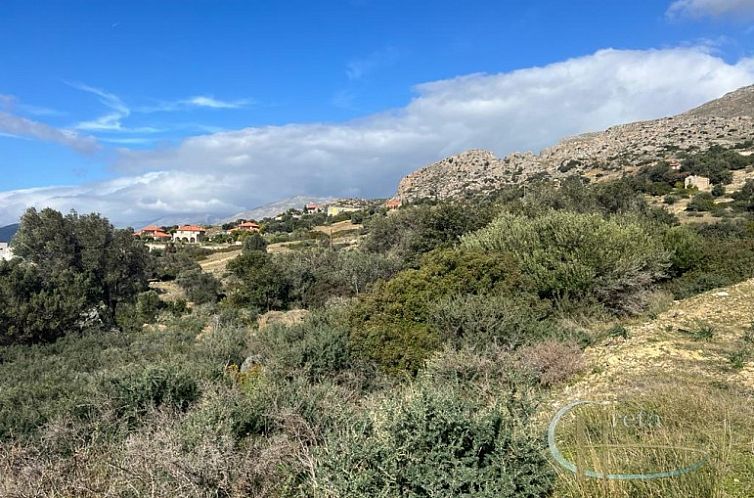 Kavel in Agia Paraskevi