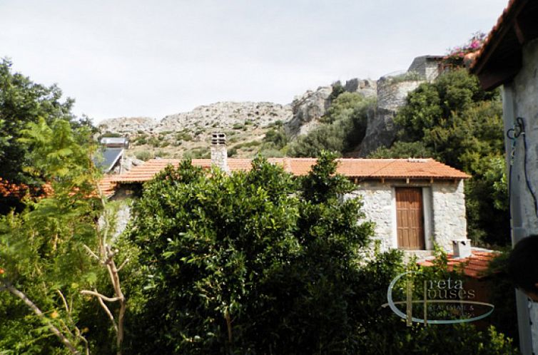 Geschakelde woning in Agia Paraskevi