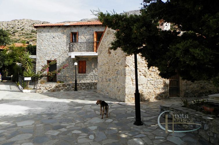 Geschakelde woning in Agia Paraskevi