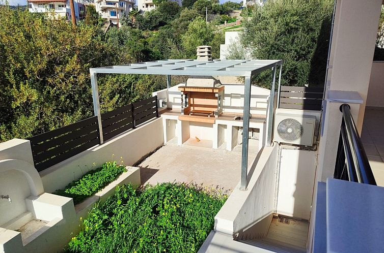 Geschakelde woning in Ammoudara