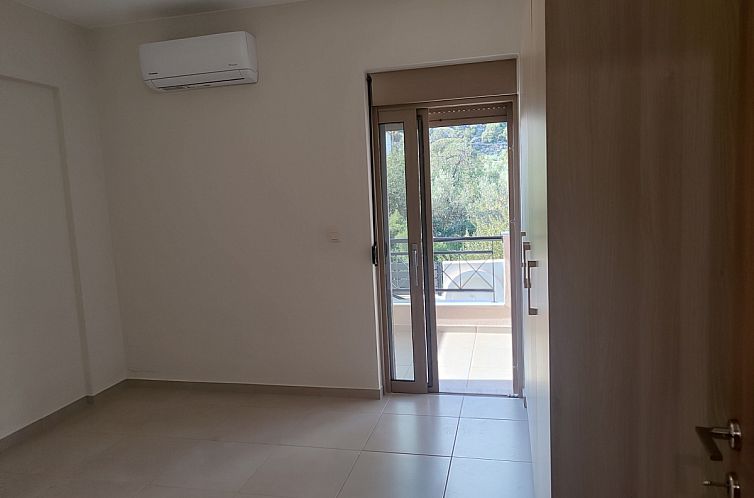 Geschakelde woning in Ammoudara