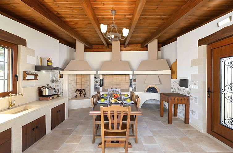 Vakantiehuis Petralis Luxus Villa Pool Whirlpool