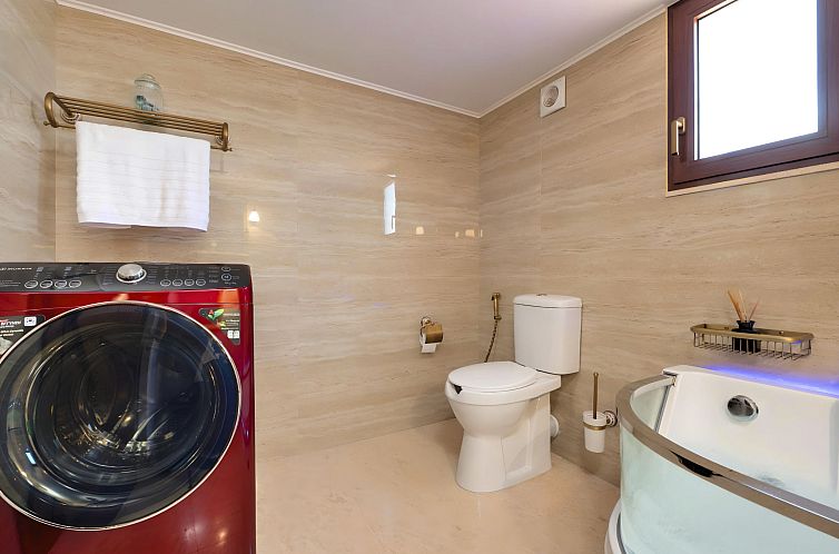 Vakantiehuis Petralis Luxus Villa Pool Whirlpool