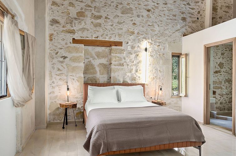 Vakantiehuis Neue Villa Myre 3, Privater Pool und 3 Wohnunge