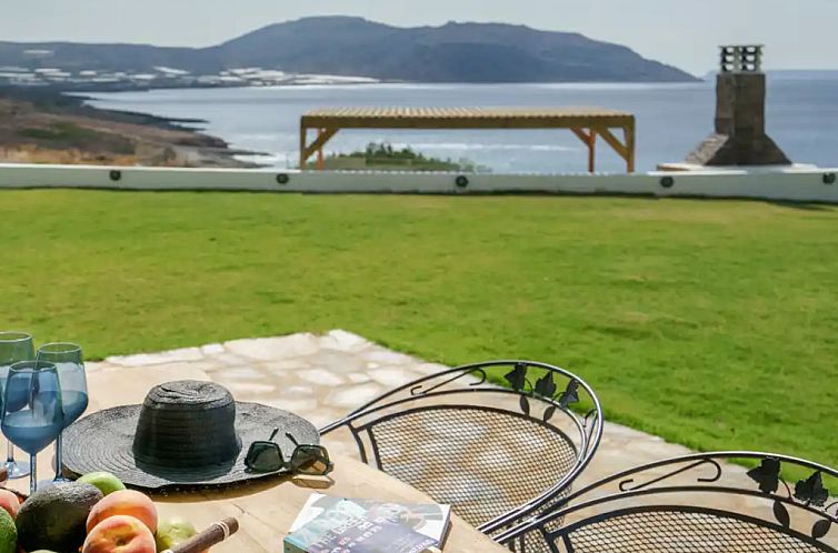 Luxury Beachfront Villa Atalandia