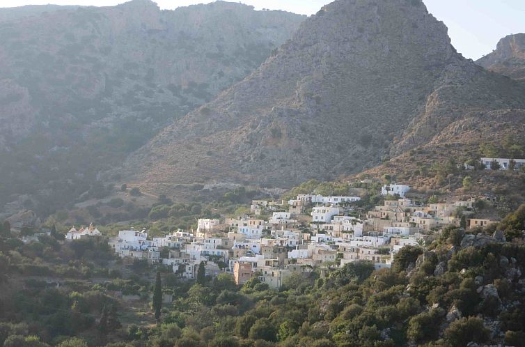 Vakantiehuis in Pefki mit Terrasse und Grill