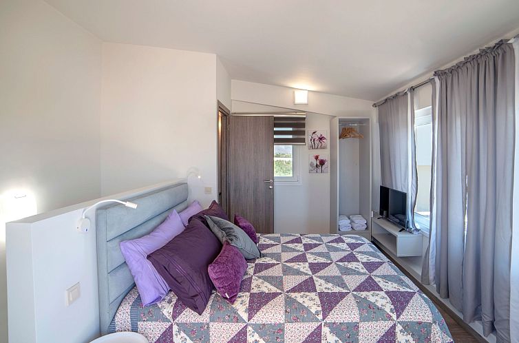 Vakantiehuis Luxuriöses Ferienhaus mit heizbarem Infinitypo