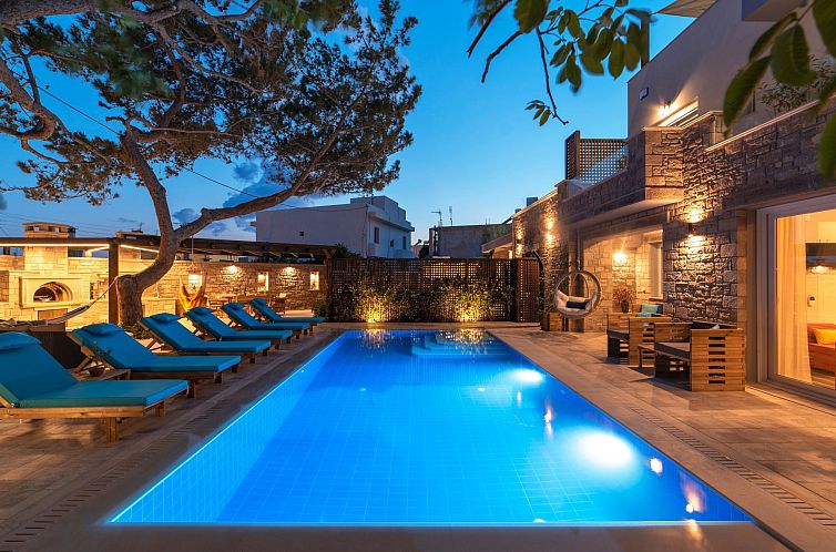 Vakantiehuis Luxuriöses Ferienhaus mit heizbarem Infinitypo